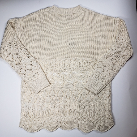 Net 153 open weave scallop hem cream sweater size L/XL - Picture 2 of 7